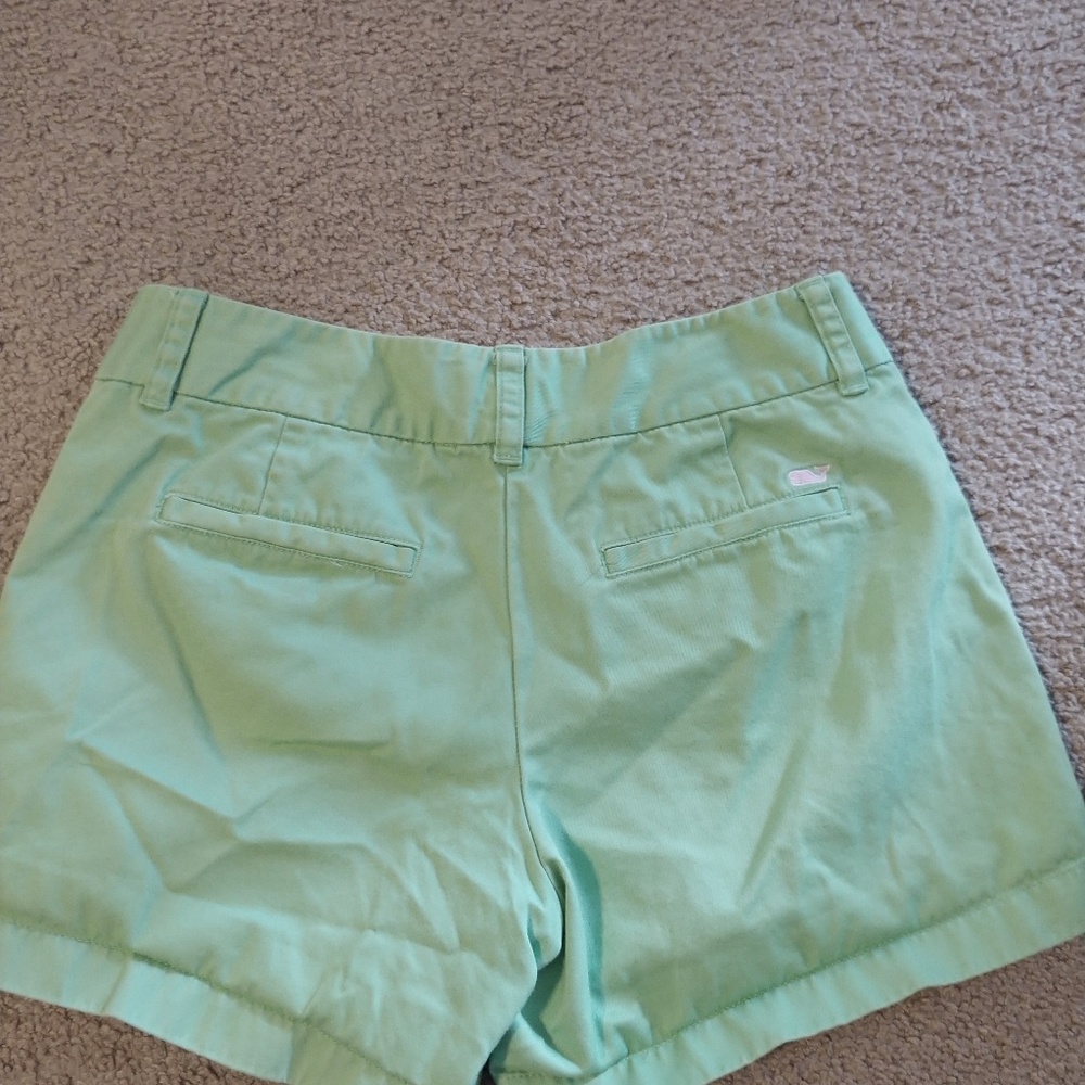 Vineyard Vines shorts